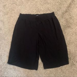 Apt 9 Black Capris Pants 1X